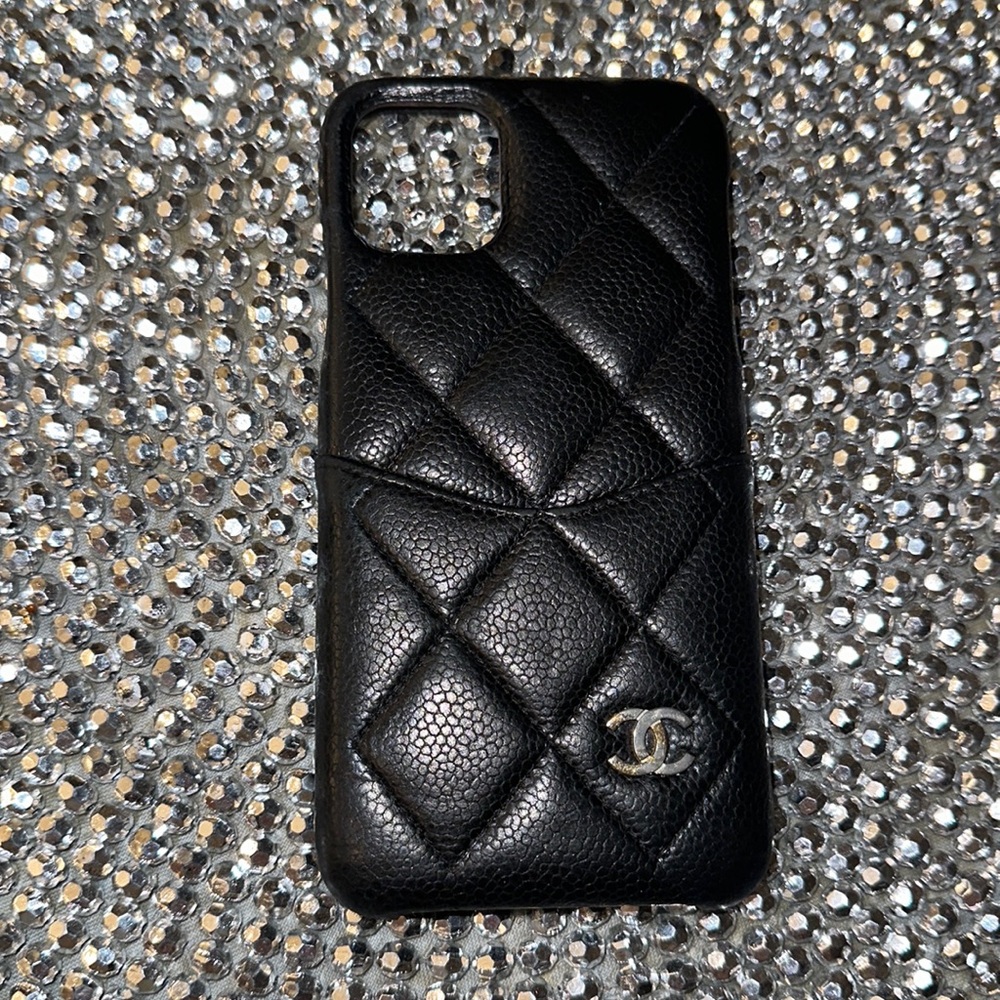 COPY - Chanel iPhone Case full set box and card
